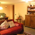 Mit Bergblick By Interhome *