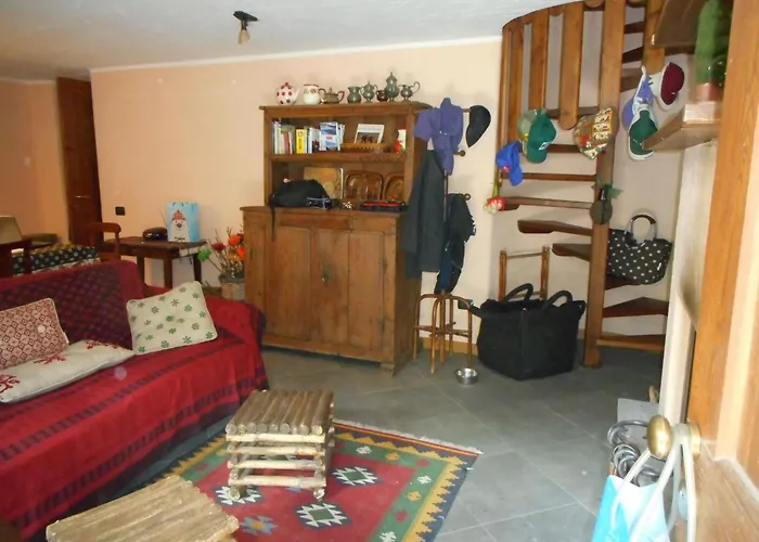 Mit Bergblick By Interhome *